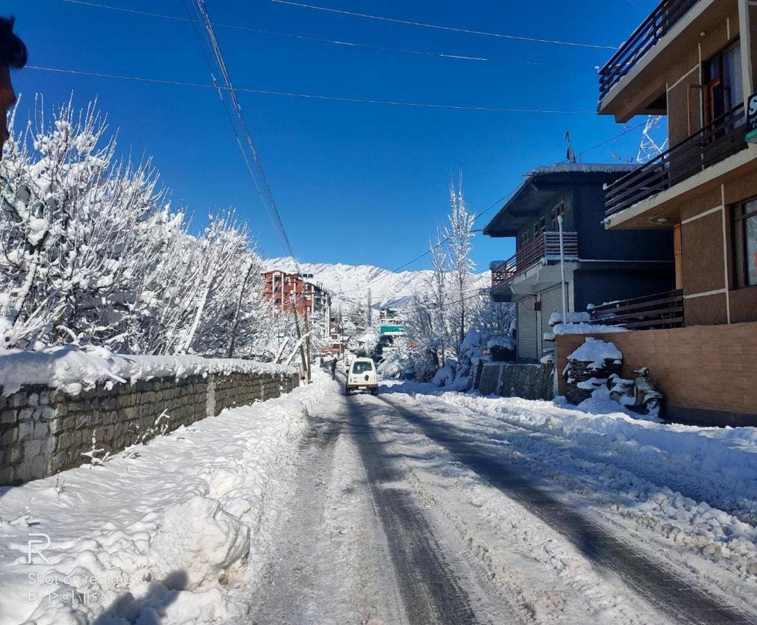Hotel Shami Inn Manali Stz-1001 Manāli Екстериор снимка